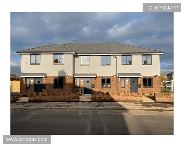 伯恩茅斯短途飞行引发环保争议引发广泛关注