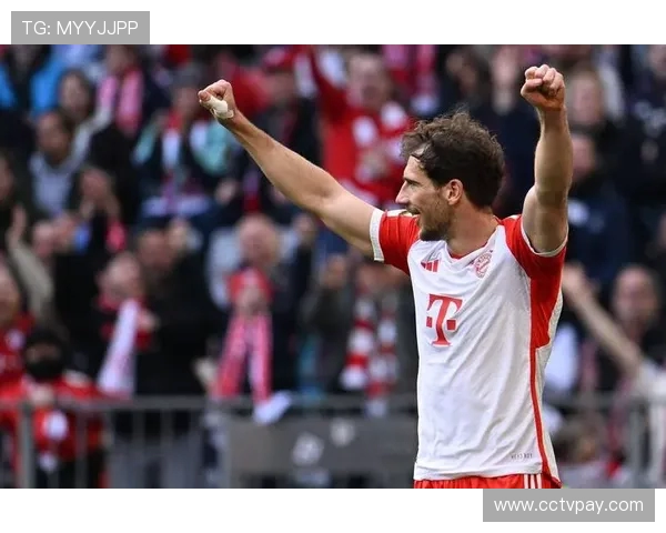 凯恩点射助球队晋级半决赛社媒发文感谢队友全力以赴目标锁定德甲赛季